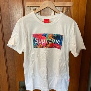 Bootleg Supreme tee shirt